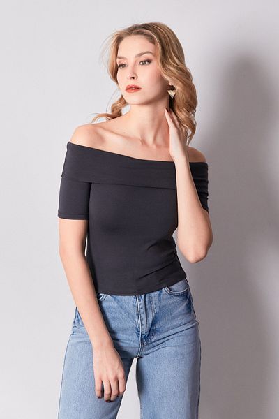 Fulla Moda Βασική μπλούζα με γιακά Madonna