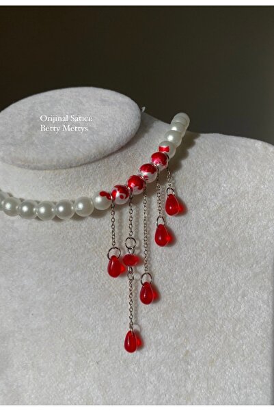 bettymettys Özel Tasarım Kanlı Vampir Isırığı Gotik İnci Kolye