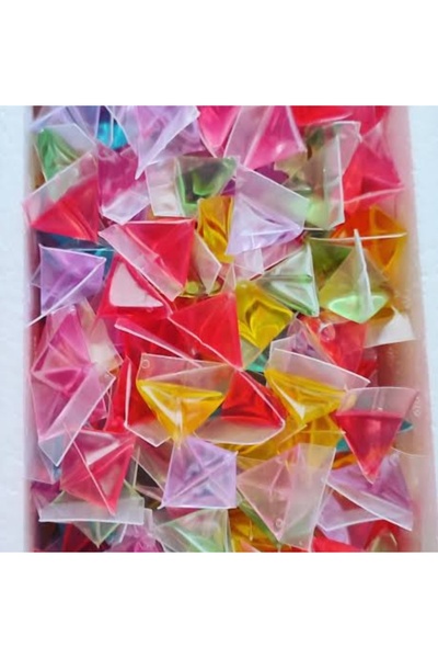 Millo Üçgen Poşet Kolonya 900 Luk Paket