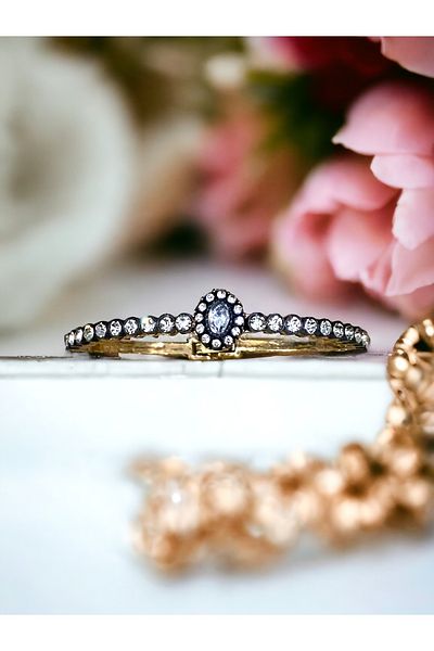 FAYRA ACCESSORIES Zircon Stone Oval Stone Handcuff Bracelet