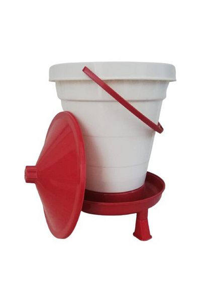 M&H 23 Lt. Float Chicken Drinker