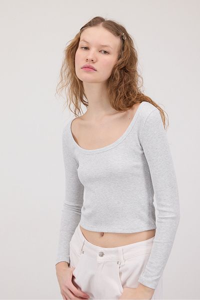 Addax Μακρυμάνικη μπλούζα με λαιμόκοψη B13799-P4