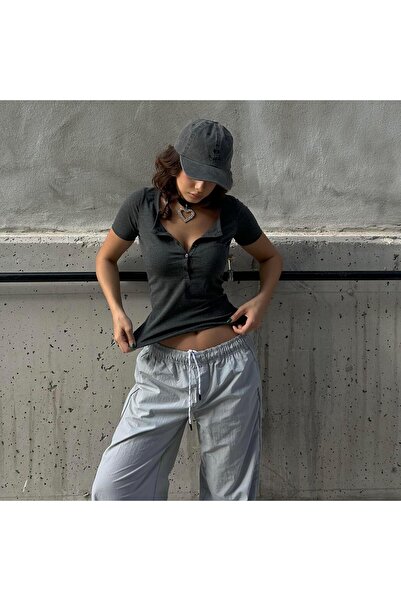 Köstebek Μπλουζάκι με μισό γιακά με καπνιστό κουμπί