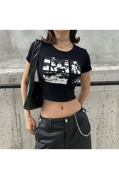 Köstebek Negru Harajuku Fashion Horror Collage Crop cu mânecă scurtă