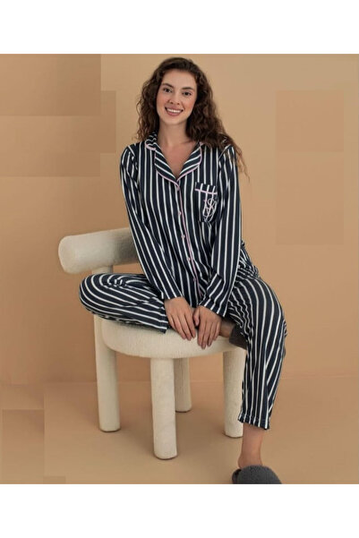 MaSoMi Beyaz Çizgili Lacivert Desenli Pijama Takımı