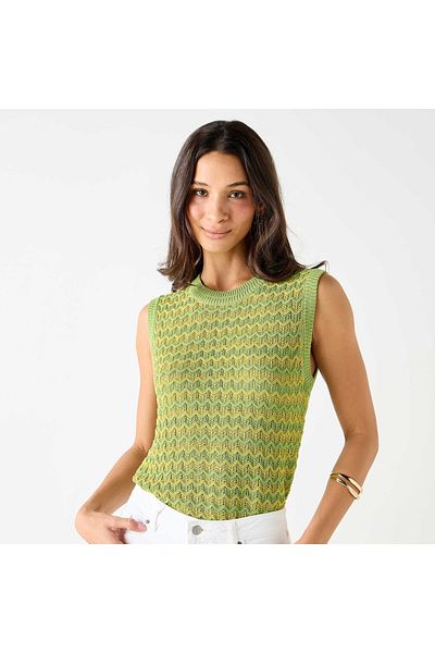 Iconic Textured Sleeveless Top With Crew Neck