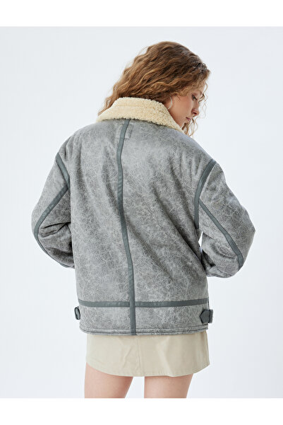 Koton Oversize bunda z umělé kůže - plyšový límec, detail kapsy na zip