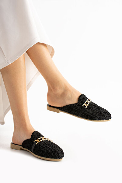 Miss Ezze صنادل نسائية من HUSSY Stone Slippers مغلقة من الأمام من الدانتيل بإ...