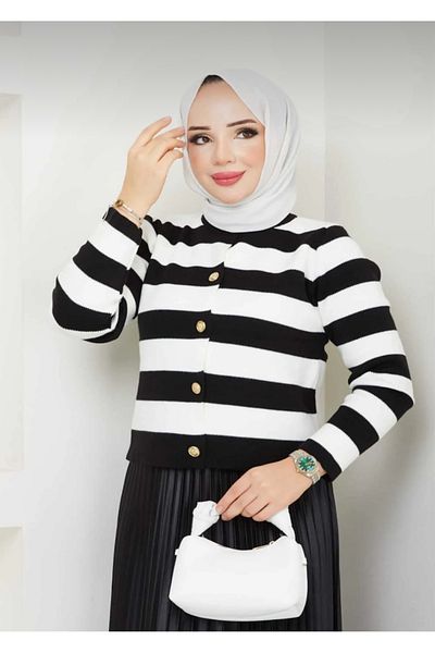 Şule Giyim Women's Elastic Waist Pleated Skirt Knitwear Buttoned Front Cardigan Combination
