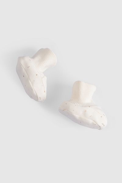 Little Gusto Ecru Twig Baby Booties - Organic Cotton