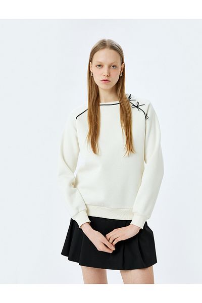 Koton Raised Bow Crew Neck Long Sleeve Sweatshirt