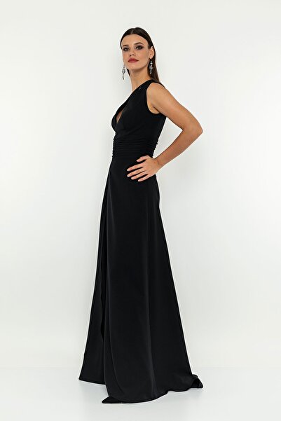 INVIDIA Evening Dress with Double Straps and Slit on the Shoulder