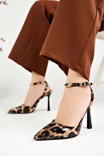 bakacstore Women's Leopard Patterned Patent Leather Back Strap Heeled Shoes