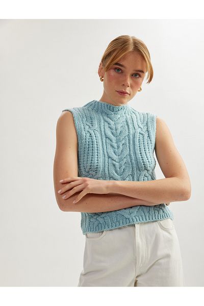 Koton Sleeveless Crew Neck Textured Knitwear Sweater