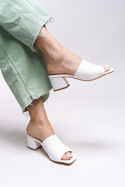 Riccon Dámské pantofle na podpatku Janriara White Skin - 0012128