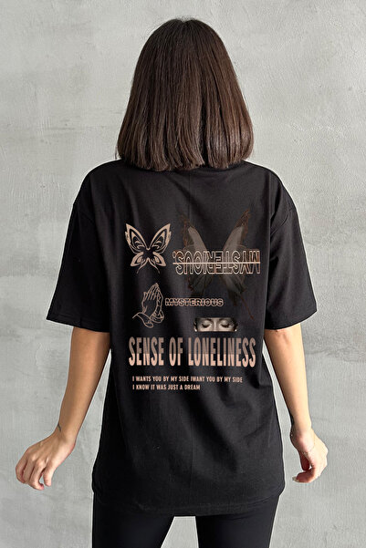 Stendhal Γυναικείο μπλουζάκι με μαύρο μυστηριώδες στάμπα με λαιμόκοψη με λαιμ...