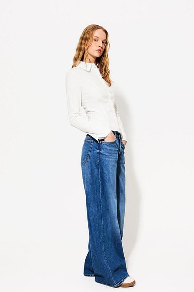 Bershka Fitted shirt with flared sleeves