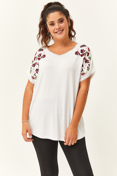 Ebsumu Bluză albă de mărime Plus pentru damă, cu detaliu de broderie pe umeri