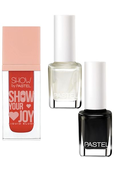Show by Pastel Show Your Joy Liquid Blush - Liquid Blush 52 + Nail Polish 02 & 38