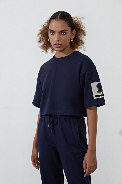 Rue Studio Синя широка кроп-футболка