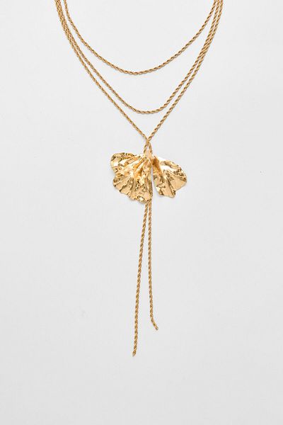 Stradivarius Lariat flower necklace