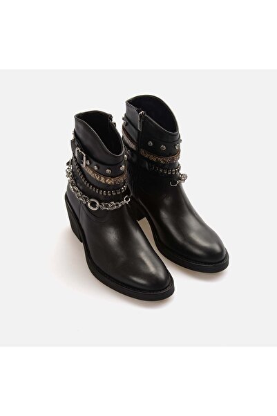 KEMAL TANCA Kürklü Kadın Bot 1057B