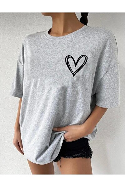 NO 601 Γυναικείο μπλουζάκι Grimelange Oversize Heart με φαρδιά εφαρμογή