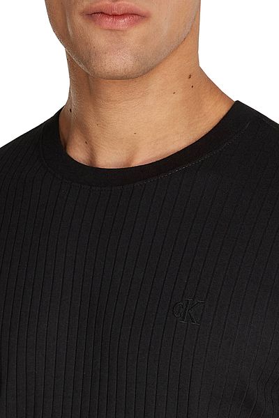Calvin Klein Мъжка еластична тениска с кръгло деколте - J30J 326149 Beh