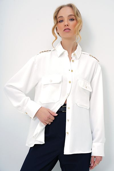 Trend Alaçatı Stili Women's White Metal Epaulettes Double Pocket Woven Crepe Shirt Alc-X13398