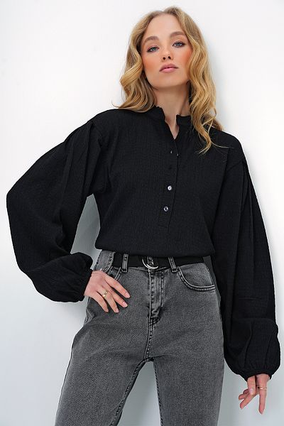 Trend Alaçatı Stili Women's Black Prevailing Collar Button Front Balloon Sleeve Textured Wrap Shirt Blouse Alc-X11872