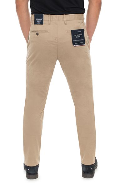 Tommy Hilfiger Pánske džínsy rovného strihu – 5 držiakov na peňaženku, logo, zips a detaily gombíka