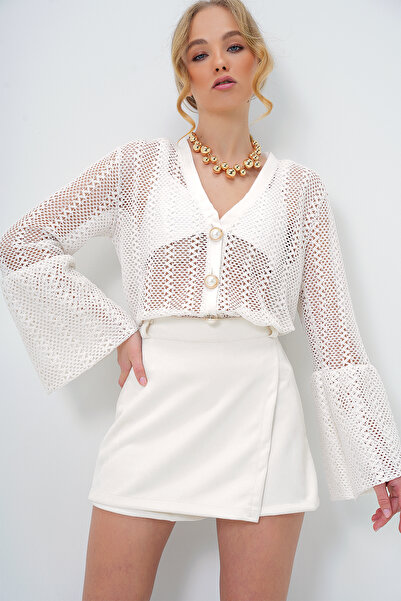 Trend Alaçatı Stili Dámská letní pletená halenka Ecru s výstřihem do V ALC-X13428