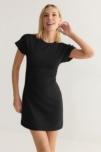 Trendyol Collection Μίνι πλεκτό φόρεμα Body Shaping - Λεπτομέρεια με κορδόνι, TWOSS25EL00086