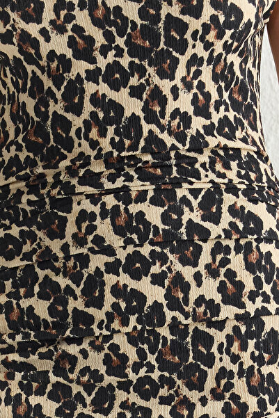 Trendyol Collection Többszínű leopárdmintás midi ruha TPRSS25EL00117