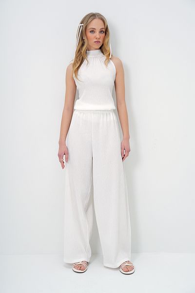 Trend Alaçatı Stili Women's White Textured Stand Collar Blouse and Pants Suit Alc-X13478
