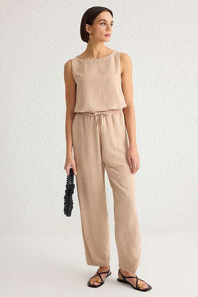 Trendyol Collection Beige Tanktop und Hose mit weitem Bein und elastischem Bund, gewebtes Oberteil und Unterteil, Set TWOSS25AU00029