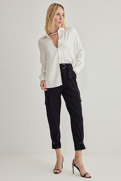 Trendyol Collection Cargo-gewebte Hose mit schwarzem Gürtel TWOSS21PL0138