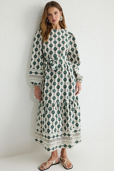 Trendyol Modest Dunkelgrünes, gewebtes Kleid im Leinen-Look mit ethnischem Muster TCTSS24EB00062