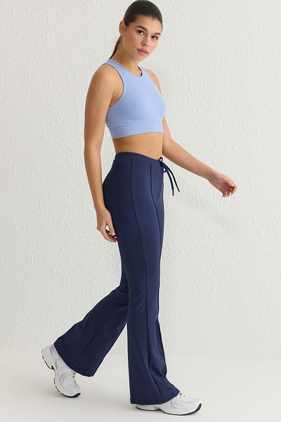 Trendyol Collection Sport-Jogginghose aus marineblauem Scuba-Stoff – Bindedetail THMSS25EA00003