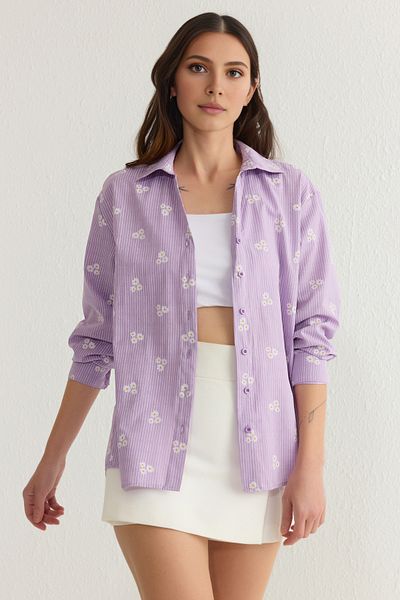 Trendyol Collection Fliederfarbenes, gestreiftes, florales, gewebtes Baumwollhemd TWOSS23GO00373