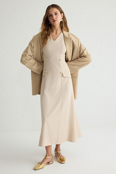 Trendyol Modest Beigefarbenes Giletkleid aus gewebtem Stoff TCTSS25EB00026