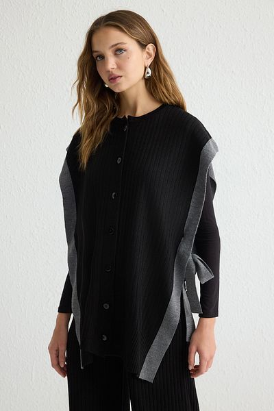 Trendyol Modest Black Block Vest and Trousers Set - Slit Detail Tctaw24Us00087