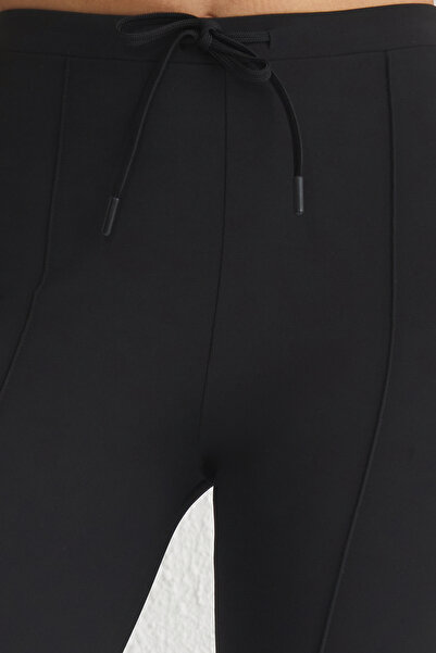 Trendyol Collection Scuba Fabric Sports Sweatpants - Binding Detail, Black Thmss25Ea00003
