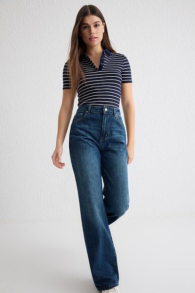 Trendyol Collection Sötétkék magas derekú széles lábú farmer TWOSS25JE00108