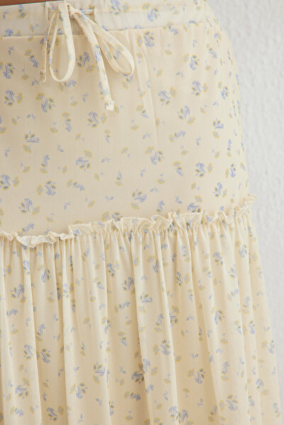 Trendyol Collection Világossárga tüll virágmintás rugalmas szoknya ráncolt/drop részlettel TWOSS25ET00064