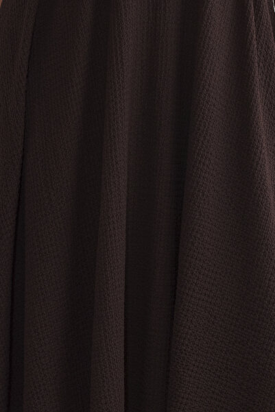 Trendyol Collection Hnědý střih do V s výstřihem do V tkaný detail zavinuté pletené stylové šaty Tprss25El00086