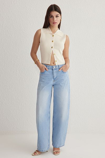 Trendyol Collection Ecru Crop Premium / Special Yarn Vest Look Twoss24Sv00005