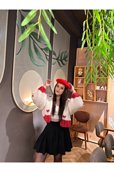 mihal boutique Cardigan with Heart