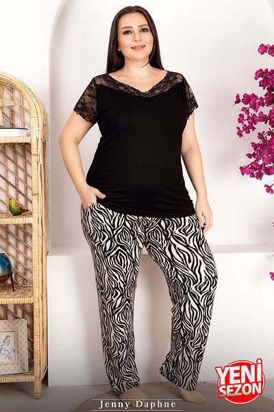 Jenny Daphne Plus Size Zebra Print Lace Detailed Long Pajamas Set - Viscose 10949