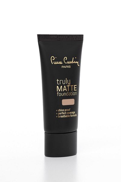 Pierre Cardin Truly Matte Foundation- Light Caramel-432